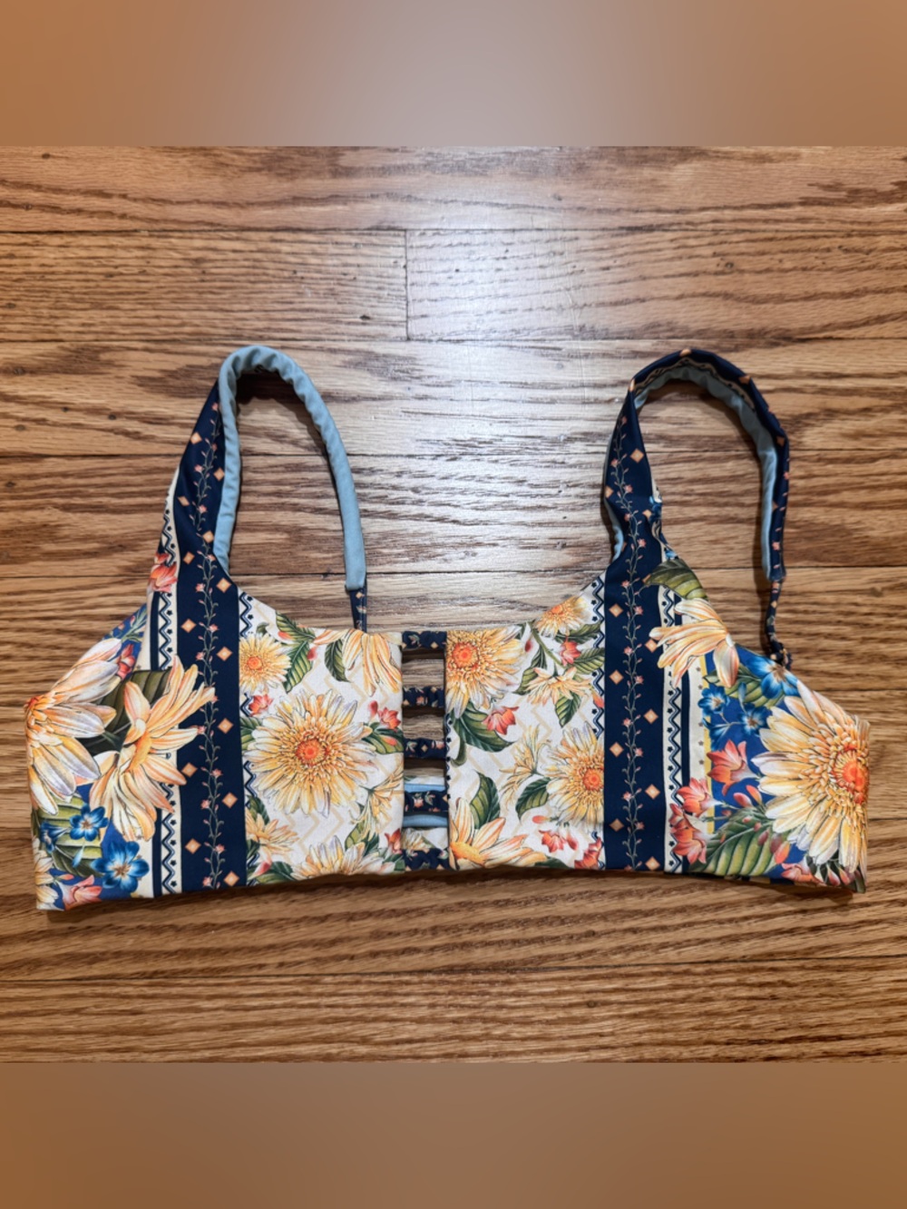 Agua Bendita Martina Jardim Bikini Top Navy Multicolor